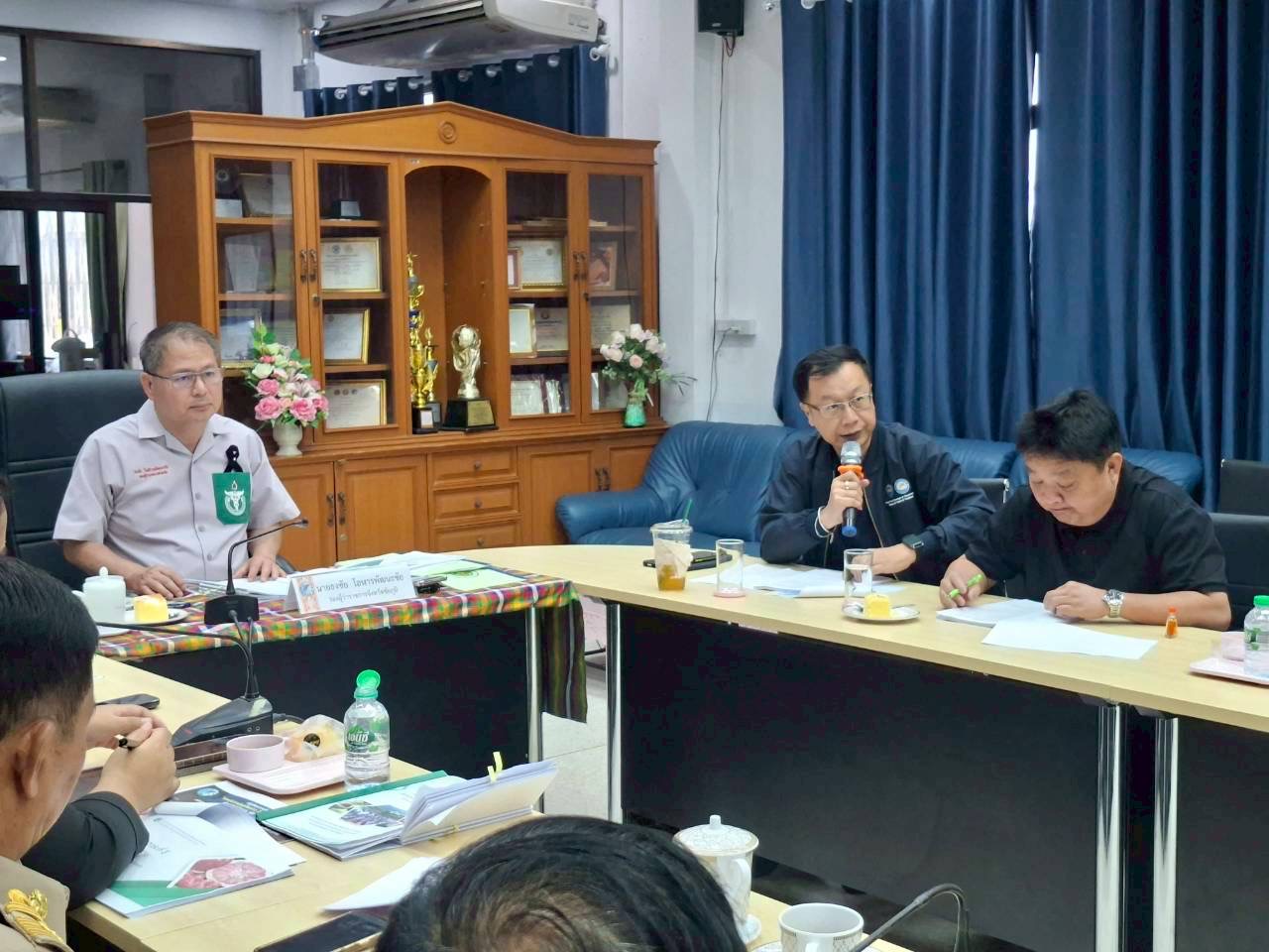 สพอ.เกษตรสมบูรณ์ : ร่วมประชุมกองอำนวยการรักษาความมั่นคงภายในจังหวัด “กอ.รมน.จังหวัด”