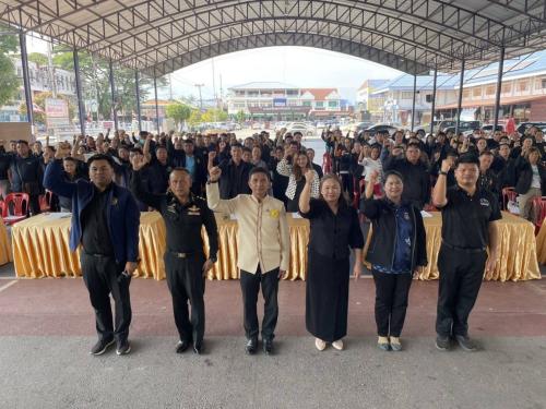 สพอ.เกษตรสมบูรณ์ : ร่วมเป็นวิทยากรการจัดเวทีการบูรณาการแผนพัฒนาหมู่บ้าน